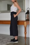 OPRA WIDE LEG CROP - blk stripe